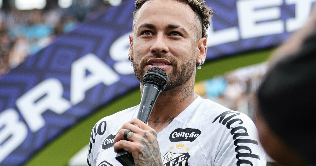 Neymaras pasirašė naują kontraktą | Sportas.lt