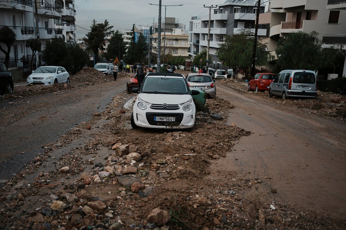 Galinga audra siaubė ir Graikiją, Atėnuose iškrito pusmečio lietaus kiekis