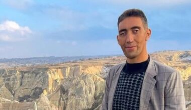 Šis vyras – aukščiausias žmogus pasaulyje: išvydę jo ūgį netenka žado