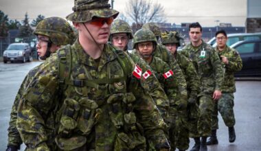 Kanada repetavo karinę invaziją iš JAV