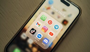 JK nepilnamečiai gali likti be „YouTube“, „Snapchat“ ir kitų soc. žiniasklaidos platformų