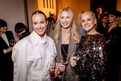 Viktorija Siegel, Natalija Bunkė, Diana Dargienė