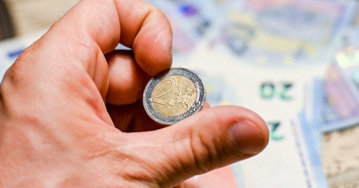 Euro zonos verslo ir vartotojų pasitikėjimo rodikliai gruodį smuko