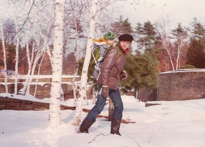 Jono ir Adolfo Mekų palikimo studijų centro nuotr. (Biržų r. savivaldybės Jurgio Bielinio viešoji biblioteka)/Adolfas Mekas, apie 1976-1977 m.