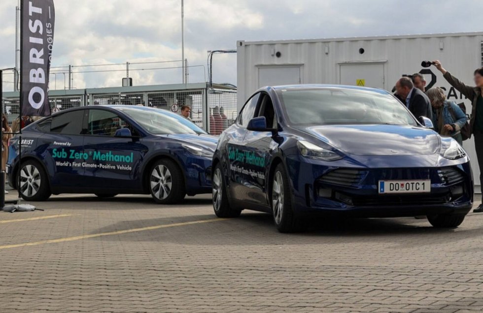 Hibridinis „Tesla Model Y“ (nuotr. gamintojo)