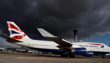 Skrydis iš košmaro: du keleiviai susilaužė kojas, trečias prarado sąmonę