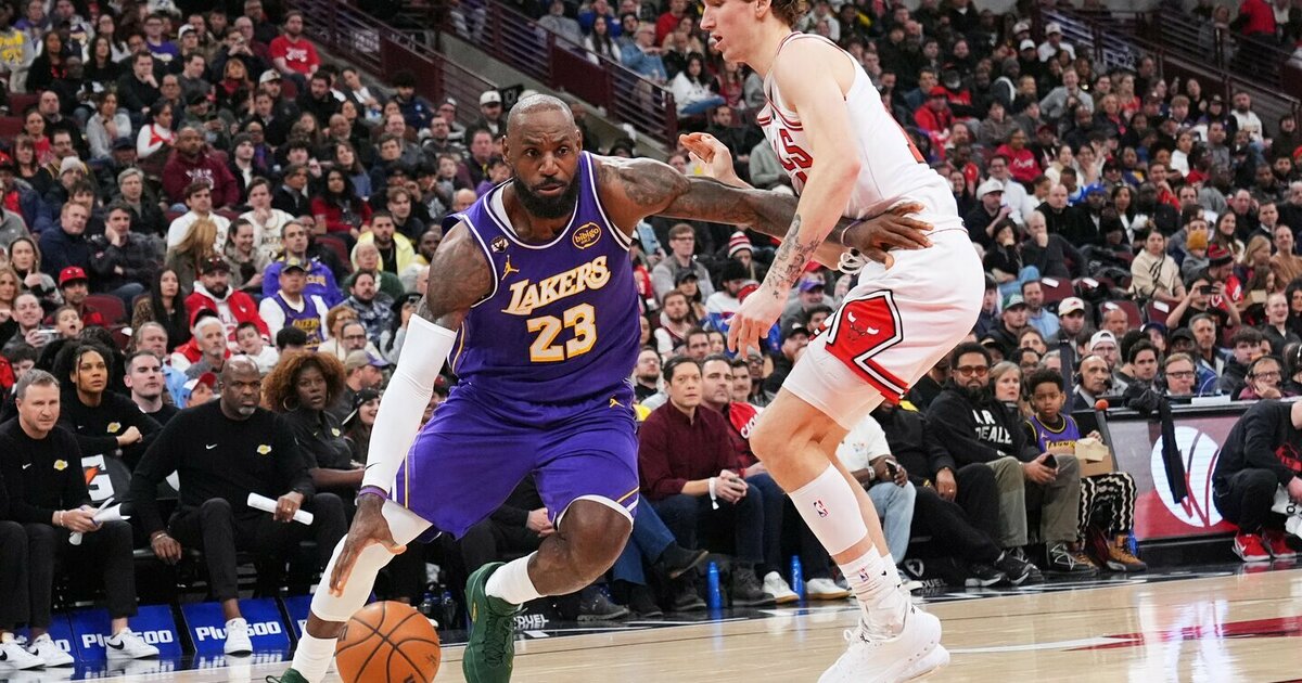 Buzelis stojo į akistatą su NBA žvaigždėmis ir stebėjo įspūdingą Dončičiaus pasirodymą