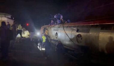 Galutinis traukinių susidūrimo Ispanijoje aukų skaičius – 45