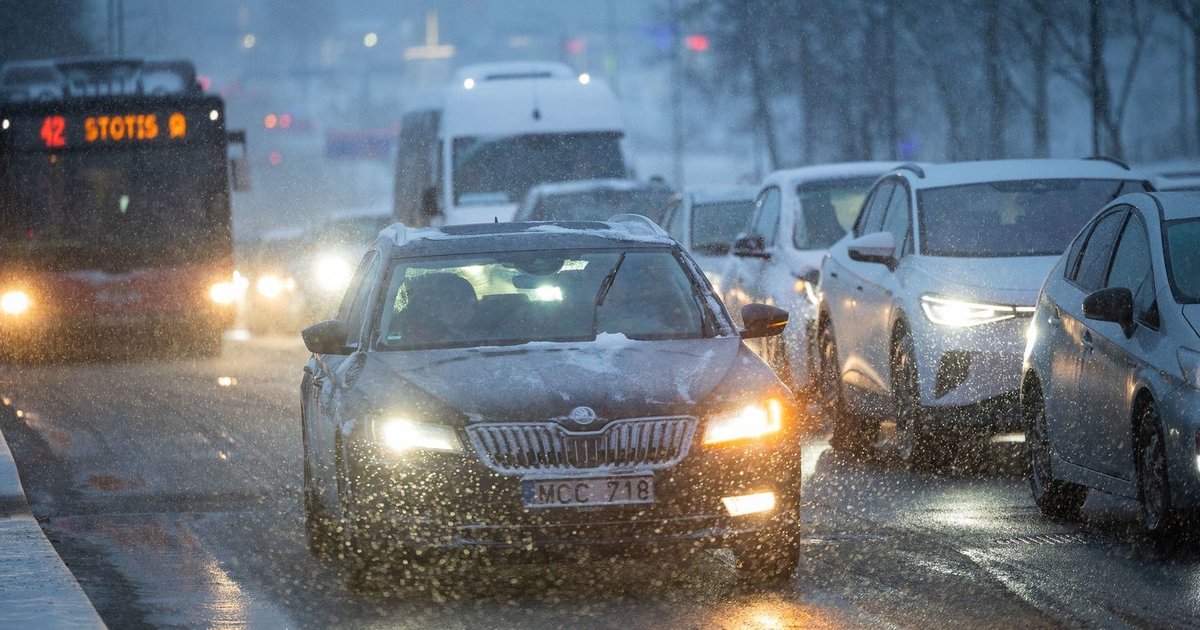 Tarnybos įspėja: Lietuvoje – seniai regėti sniego kiekiai, būkite atsargūs