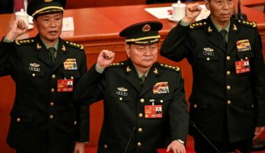 Buvęs CŽA analitikas: tai – pribloškiantis įvykis Kinijos politikoje - Delfi