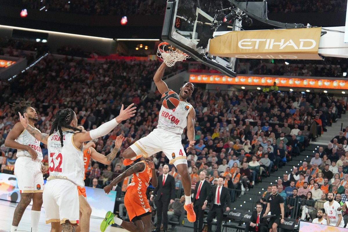 „Monaco“ šeimininkavo Valensijoje ir pratęsė pergalių seriją - Krepšinis.lt - Delfi