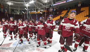 Pasaulio jaunimo ledo ritulio čempionate paaiškėjo ketvirtfinalio poros
