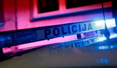 „Iš meilės“ – pavydus panevėžietis paliko moteriai į burną susmeigtą peilį ir lyg niekur nieko išėjo