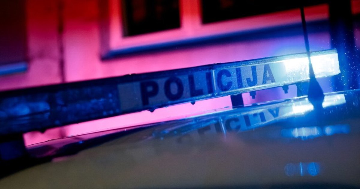 „Iš meilės“ – pavydus panevėžietis paliko moteriai į burną susmeigtą peilį ir lyg niekur nieko išėjo