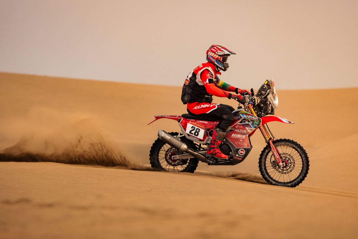 Išgyvenimo maratonas pirmiems lietuviams Dakare įveiktas: Jucius kyla į lyderių trejetą