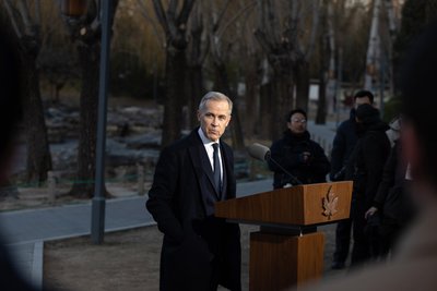 Kinija ir Kanada skelbia pasiekusios „istorinį susitarimą“ dėl muitų ir vizų