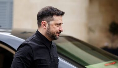 Zelenskis: Ukrainos delegacija išvyko į JAV deryboms karui užbaigti