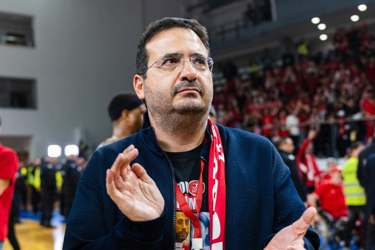 Eurolygos klubo savininkas rungtynių metu žengė į aikštę