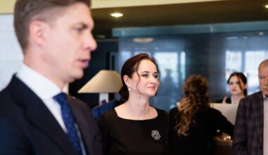 Kas vyksta socialdemokratų partijoje: Sinkevičiaus situaciją vadina keblia - Delfi