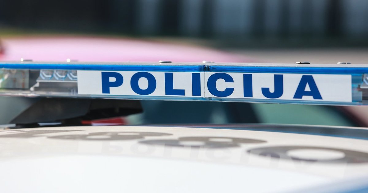 Kratos metu Klaipėdos rajone pareigūnai rado 2 kilogramus narkotikų - tv3.lt