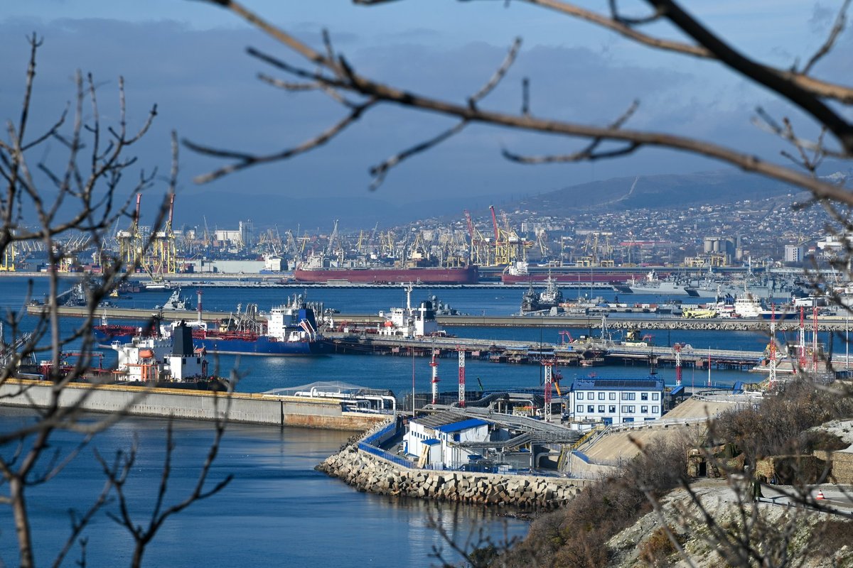 Ukrainos pajėgos atakavo „mėgstamiausią Putino uostą“: ekspertas įvardijo padarinius