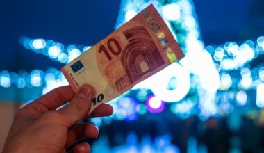 Svarbiausi pakeitimai 2026 m.: nuo didesnių algų ar pensijų iki naujų ir aukštesnių mokesčių