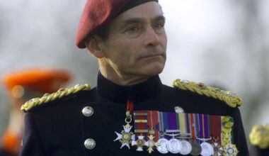 Britų generolas pakomentavo idėją sukurti Europos kariuomenę