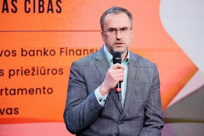 Lietuvos banko Finansų rinkos priežiūros departamento vadovas Vaidas Cibas