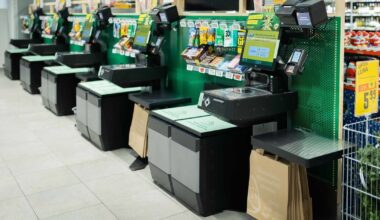 Naujovė Lietuvos parduotuvėse: šiems pirkėjams – kitokios savitarnos kasos