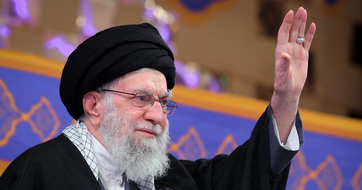 Irano ajatola pasiruošęs „tepti slides“ į Maskvą, jeigu kils grėsmė – „The Times“