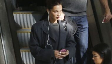 Kodėl į madą grįžta laidinės ausinės?