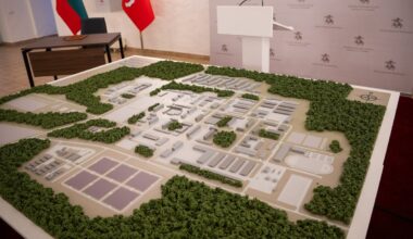 Rūdninkų karinio miestelio vystymo II etapo sutarčių pasirašymas - Delfi