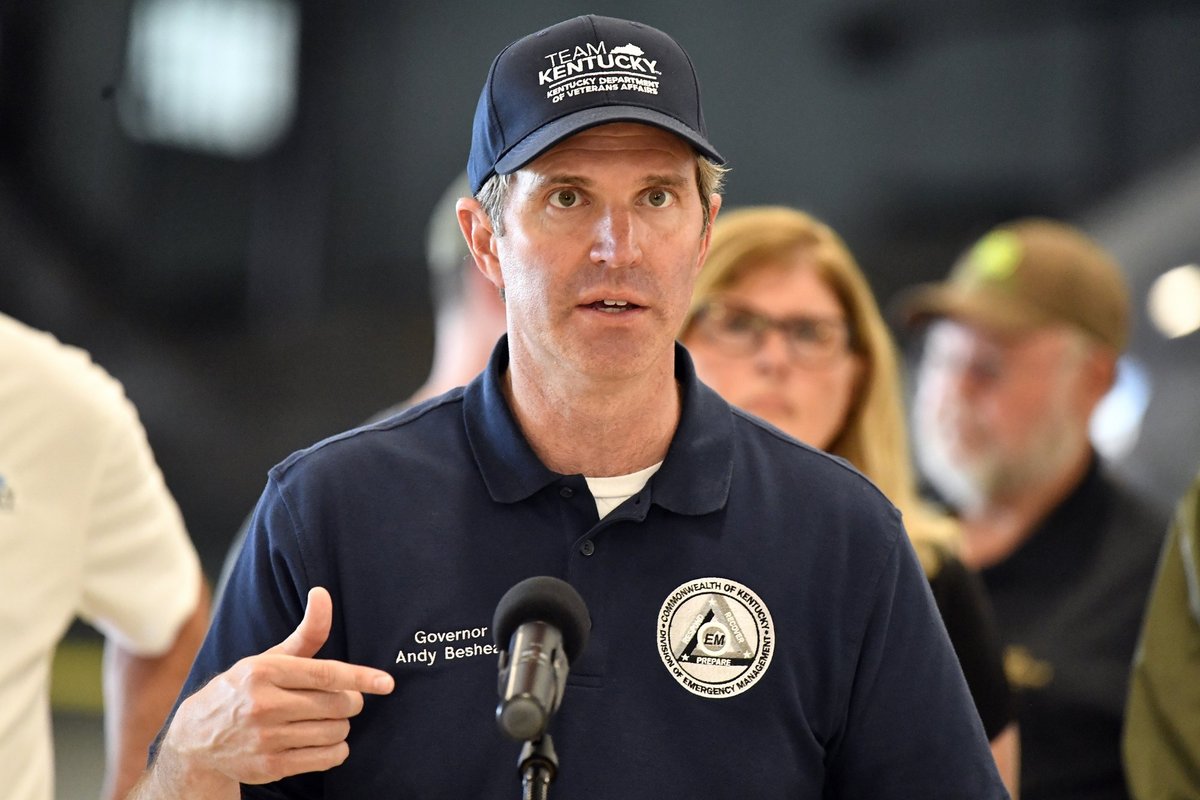 JAV gubernatoriai dėl Trumpo žodžių į vatą nebevynioja