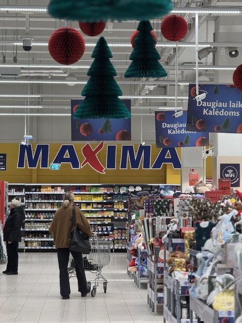 Šiemet „Maxima“ pirkėjams dovanoja daugiau laiko Kalėdoms: štai, kokius sprendimus siūlo šventiniam stalui, dekorui ir dovanoms