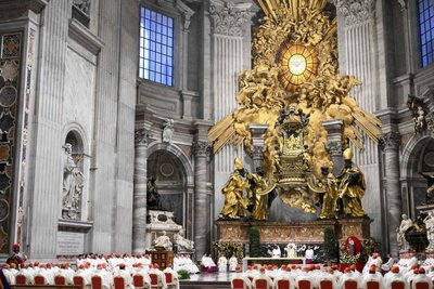 Leonas XIV ragino kardinolus išklausyti seksualinio išnaudojimo aukas