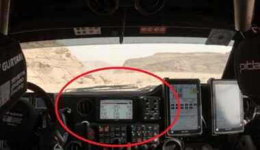 Vanago ekipažas Dakaro trasoje pakilo į orą: nuo smūgio į žemę Aisvydas net suklykė