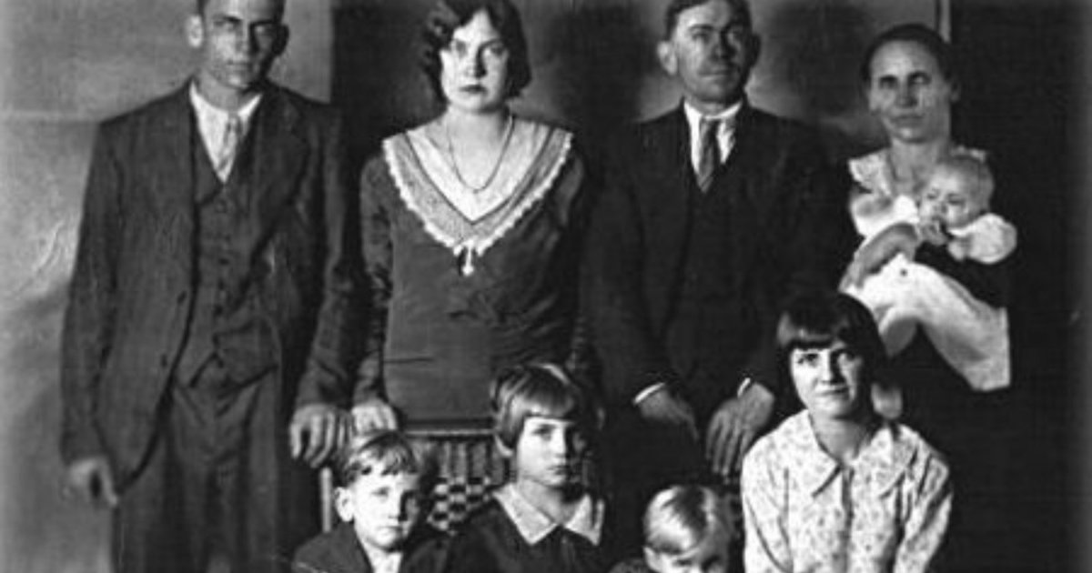 Paskutinės šeimos nuotraukos istorija: Kalėdų rytą visi rasti negyvi