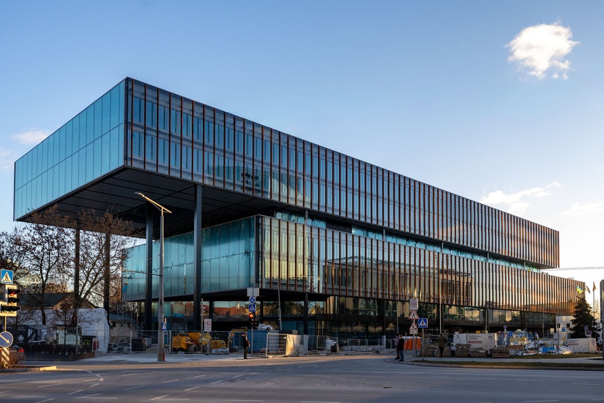 Verslo centro „Sąvaržėlė“ obligacijos už 9,39 mln. eurų išplatintos per valandą