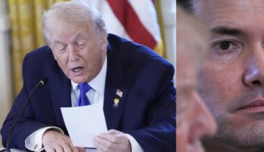 Trumpas privertė Rubio pasijusti nepatogiai – prieš kameras perskaitė asmeninį raštelį