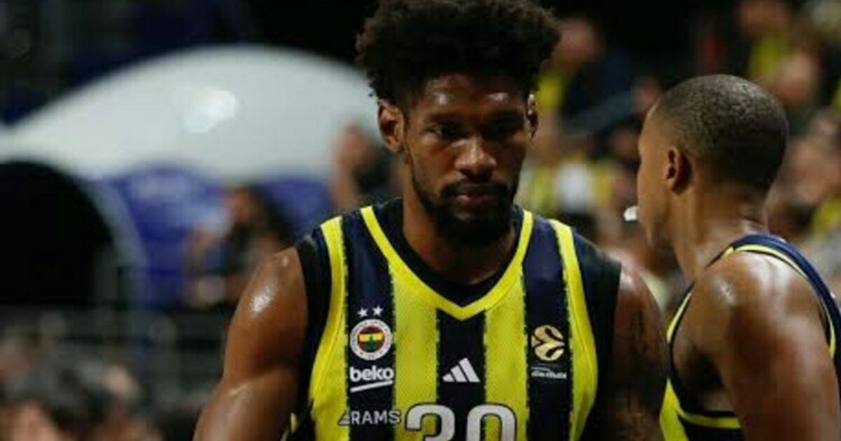 „Fenerbahče“ ilgam prarado neseniai prie komandos prisijungusį Silvą