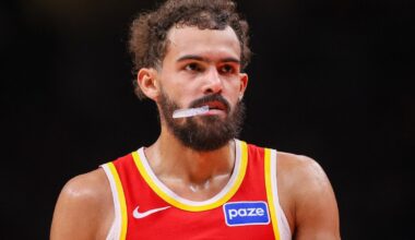 Sujudimas už Atlanto: „Hawks“ žvaigždei ieškoma nauja komanda - Delfi