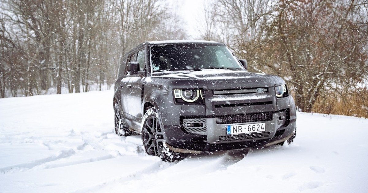 Visureigis, kuris nebijo lietuviškos žiemos: Bandome „Land Rover Defender 130“