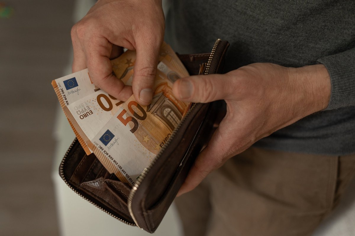 Gruodį metinė infliacija euro zonoje siekė 1,9 proc., Lietuvoje – 3,2 proc.