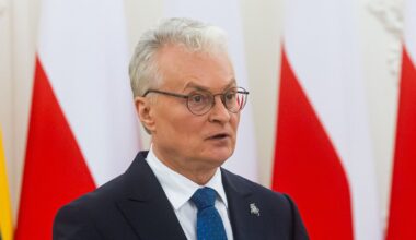 Nausėda antradienį šaukia Valstybės gynimo tarybos posėdį