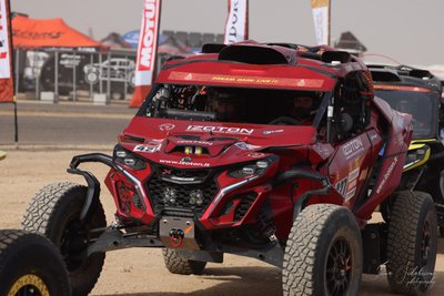 „Izoton sport“  Mindaugo Sidabro su Ernestu Česoko ekipažas