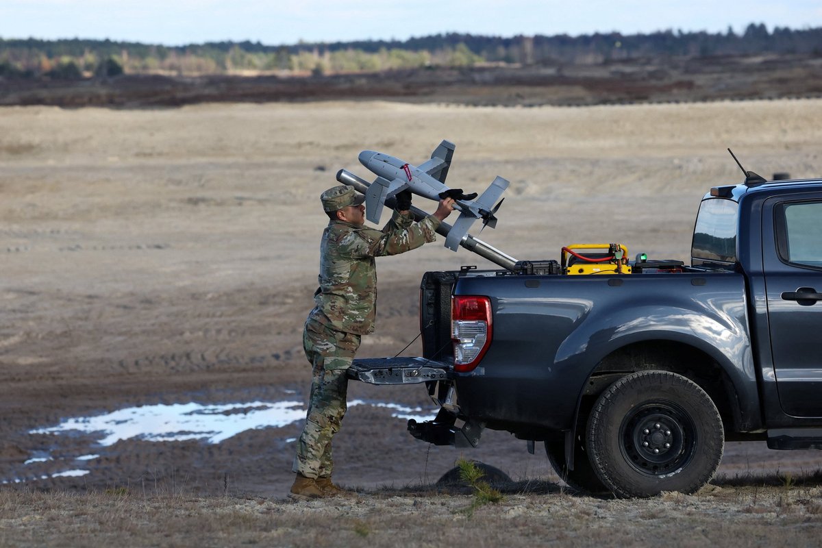 Lenkija pasirašė istorinę sutartį, kuri sustiprins gynybos pajėgumus