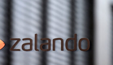 Lenkijos vartotojų teisių tarnyba platformoms „Zalando“ ir „Temu“ skyrė milijonines baudas