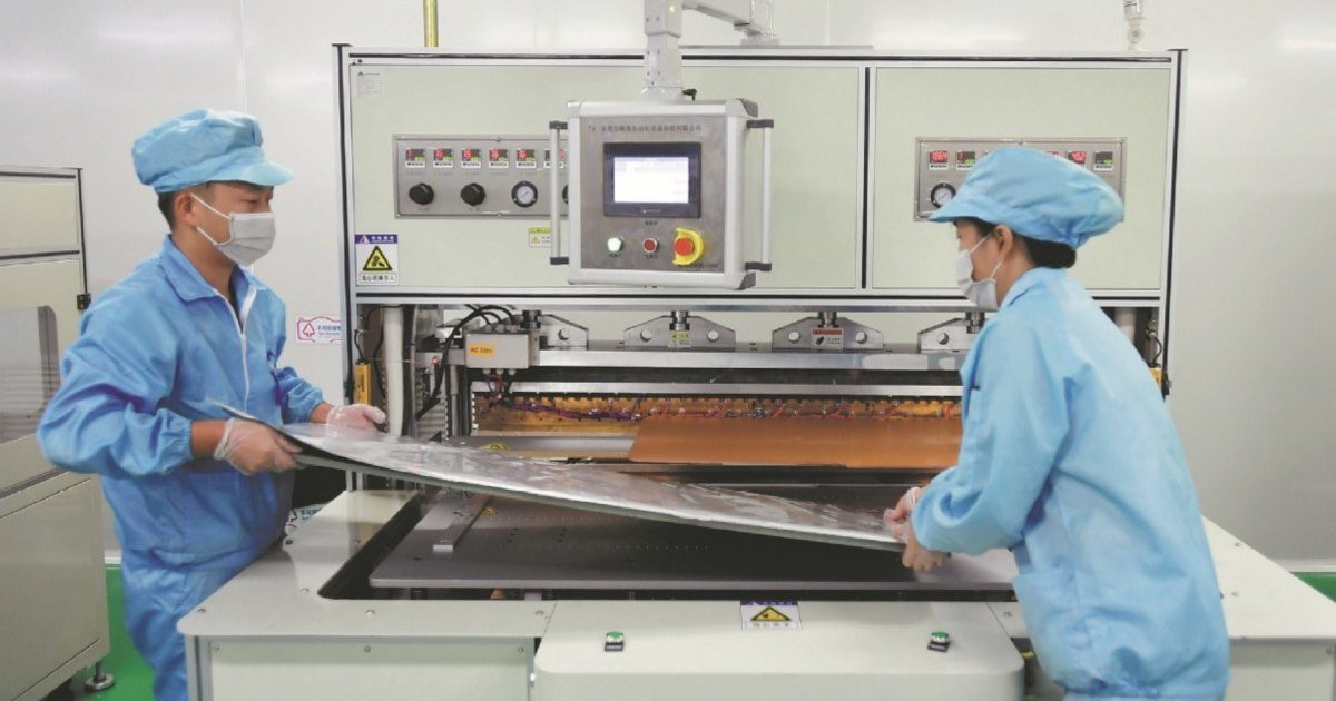 Žiemos iššūkiai elektromobiliams: šilumos siurblys, ridos nuostoliai ir įkrovimo lėtėjimas