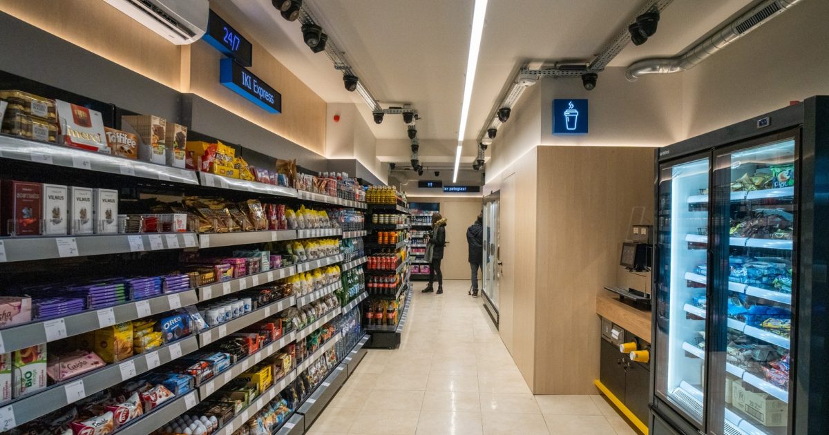 Lietuvoje jau ir maistas tampa prabanga: metinė infliacija užkaitino net aliejaus ir desertų kainas