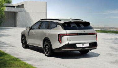 „Kia“ plečia modelių liniją Europoje: pristatytas universalas „K4 Sportswagon“
